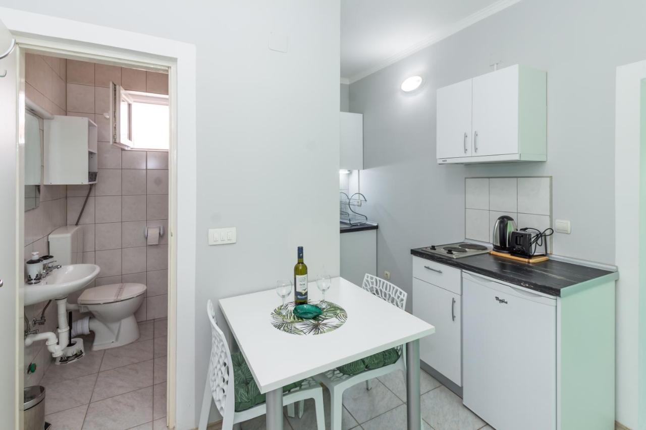 Apartments Dovana Kaštela Eksteriør bilde